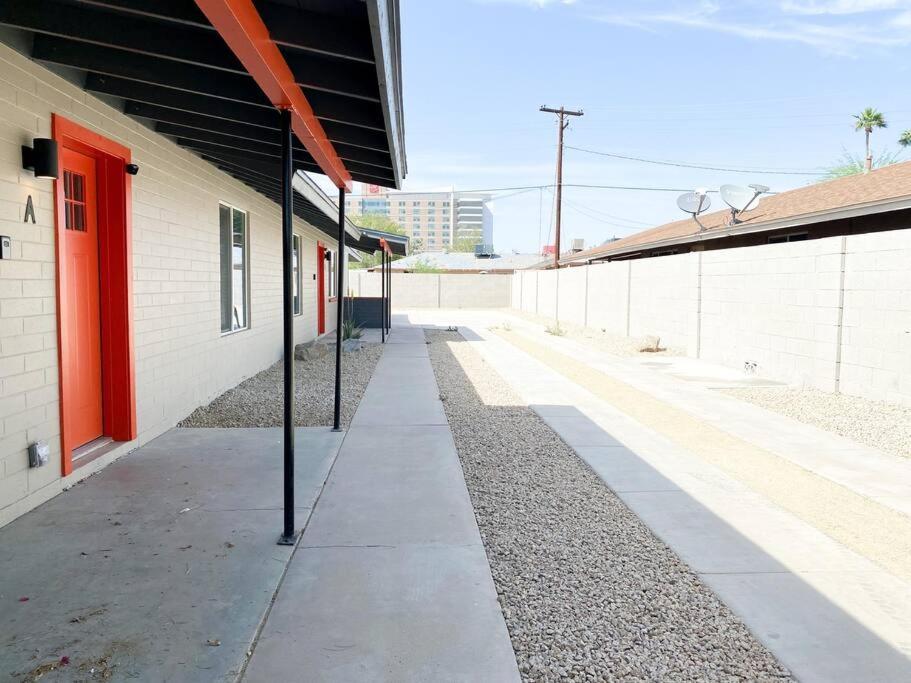 Villa Alluring Townhouse With 2 King Beds, Grill, And Free Parking! Phoenix